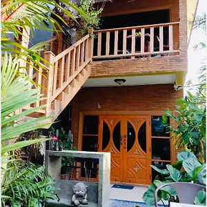 Golf House Guest house